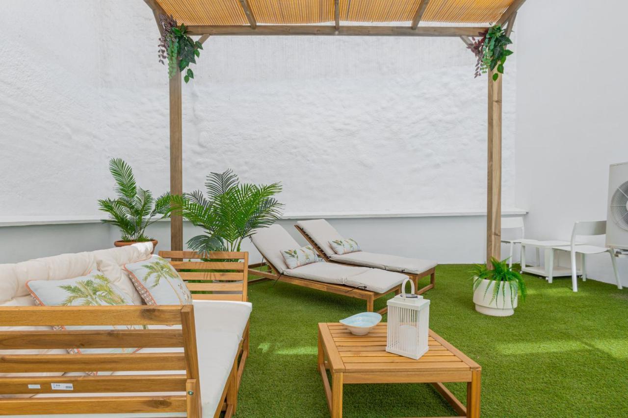 C30 Deluxe Studio With Terrace Into Cathedral Square Apartment Malaga Luaran gambar