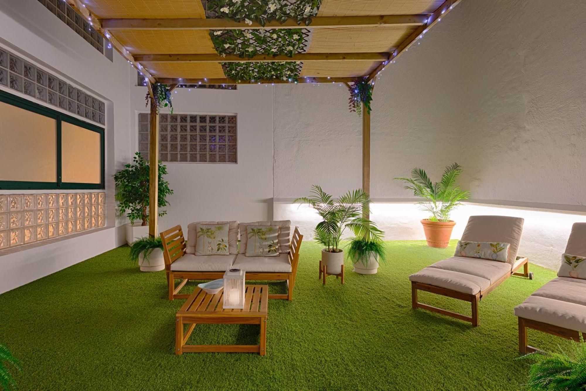 C30 Deluxe Studio With Terrace Into Cathedral Square Apartment Malaga Luaran gambar