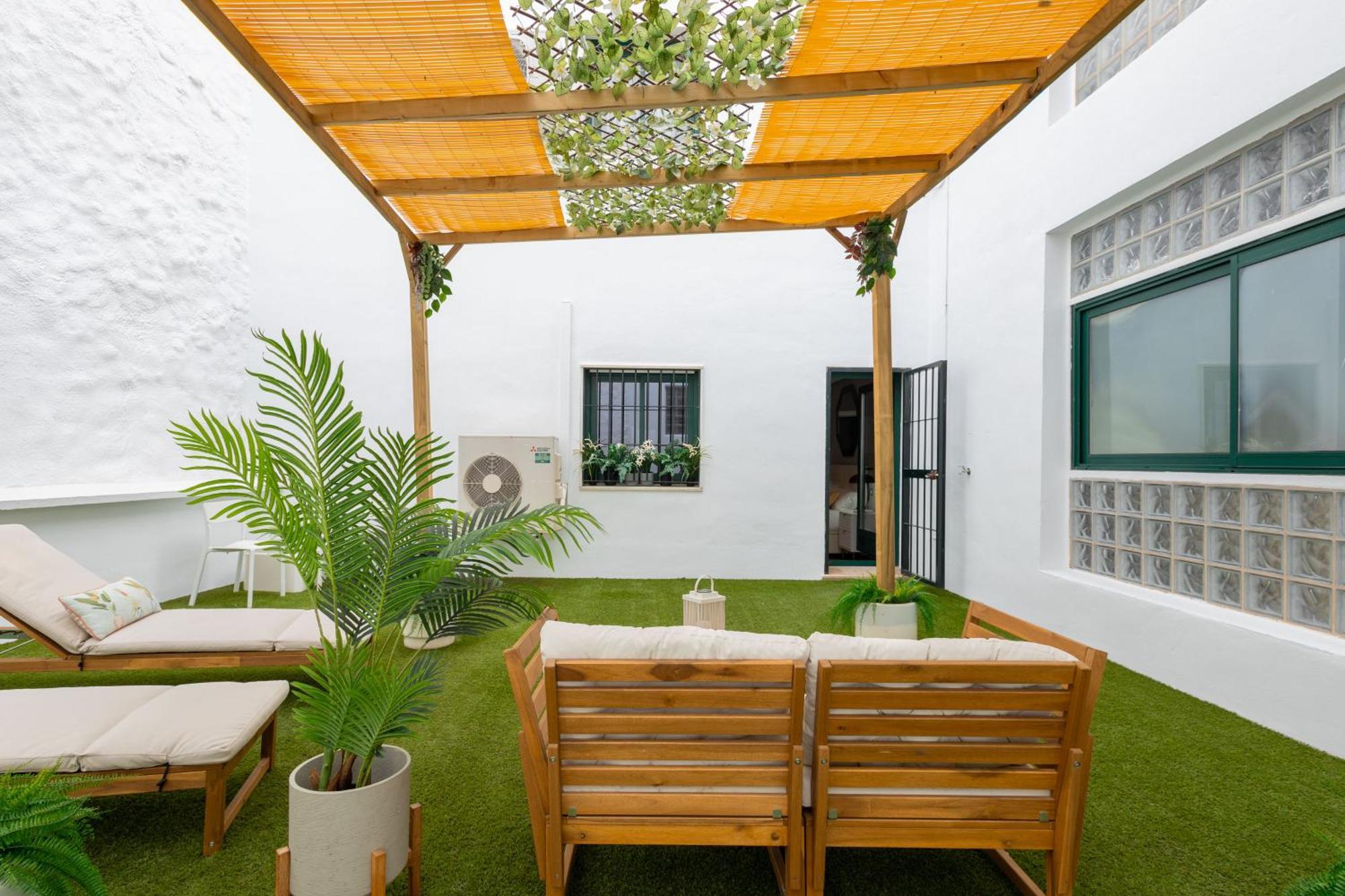 C30 Deluxe Studio With Terrace Into Cathedral Square Apartment Malaga Luaran gambar